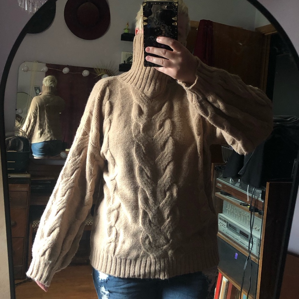 Knit sweater